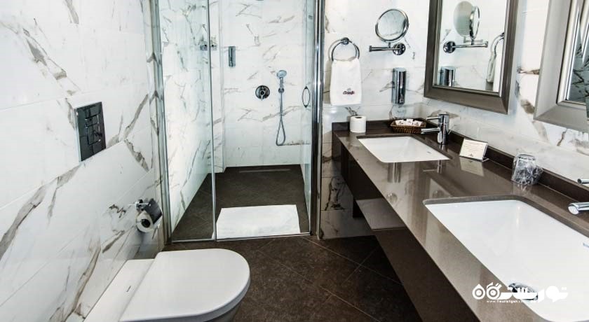 حمام و سرویس بهداشتی اتاق ها